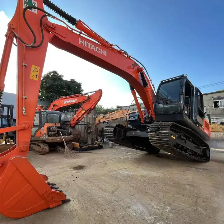 Used Hitachi ZX200-3G excavator on sale - Гусеничный экскаватор: фото 1 Used Hitachi ZX200-3G excavator on sale - Гусеничный экскаватор: фото 1