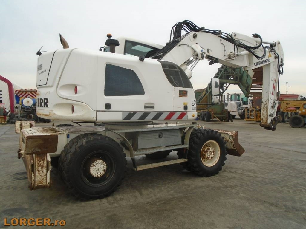 Liebherr A 918 Compact - Колёсный экскаватор: фото 3 Liebherr A 918 Compact - Колёсный экскаватор: фото 3