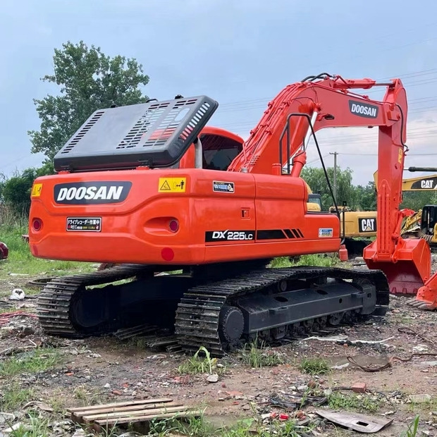 2021 Doosan DX225 - Гусеничный экскаватор: фото 1 2021 Doosan DX225 - Гусеничный экскаватор: фото 1