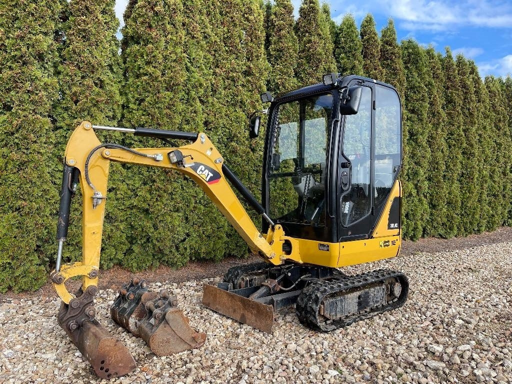 CAT 301.4 C  - Мини-экскаватор: фото 1