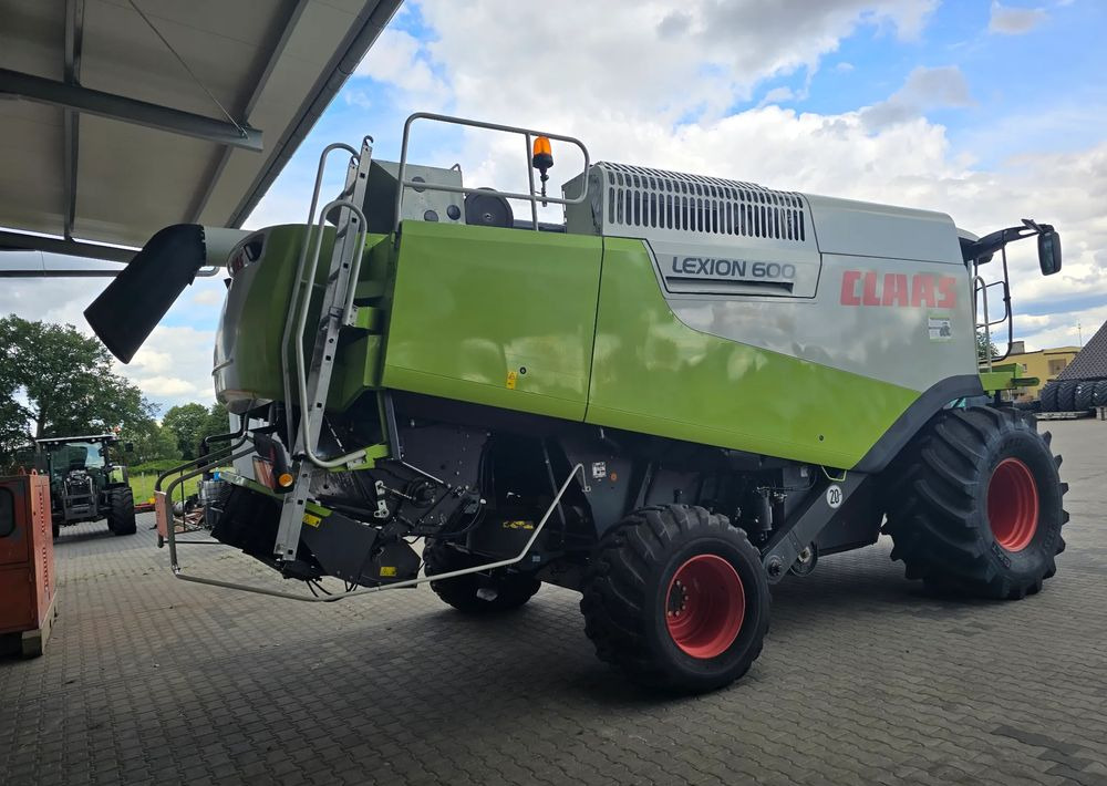 Claas Lexion 600 - Зерноуборочный комбайн: фото 5 Claas Lexion 600 - Зерноуборочный комбайн: фото 5