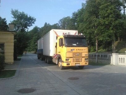 VOLVO FH 12 - Автоманипулятор: фото 1 VOLVO FH 12 - Автоманипулятор: фото 1