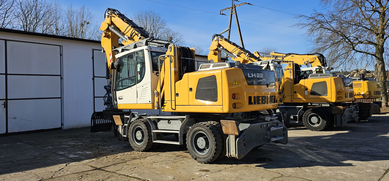 Liebherr LH 22 M - Перегружатель: фото 1