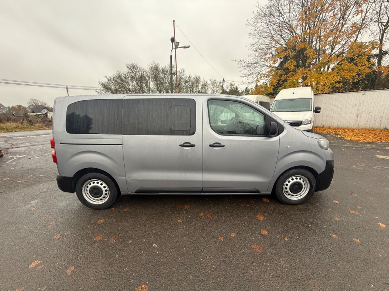 Peugeot Expert Kombi - Пассажирский фургон: фото 2 Peugeot Expert Kombi - Пассажирский фургон: фото 2