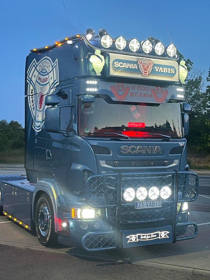 Тягач SCANIA R-500 Show Truck: фото 1