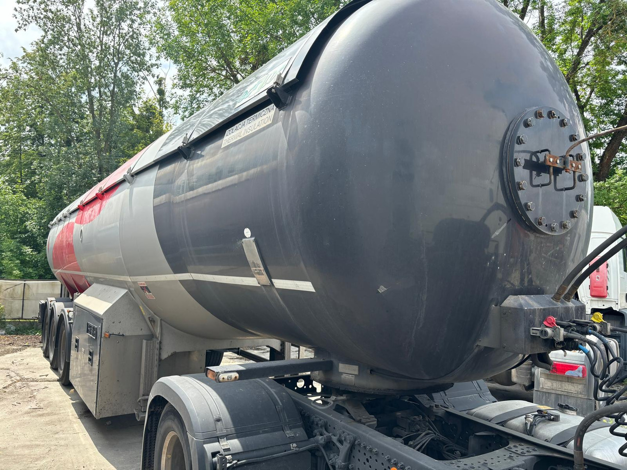 LDS - Полуприцеп-цистерна: фото 1 LDS - Полуприцеп-цистерна: фото 1