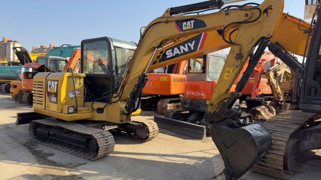 CAT 306E - Мини-экскаватор: фото 1 CAT 306E - Мини-экскаватор: фото 1