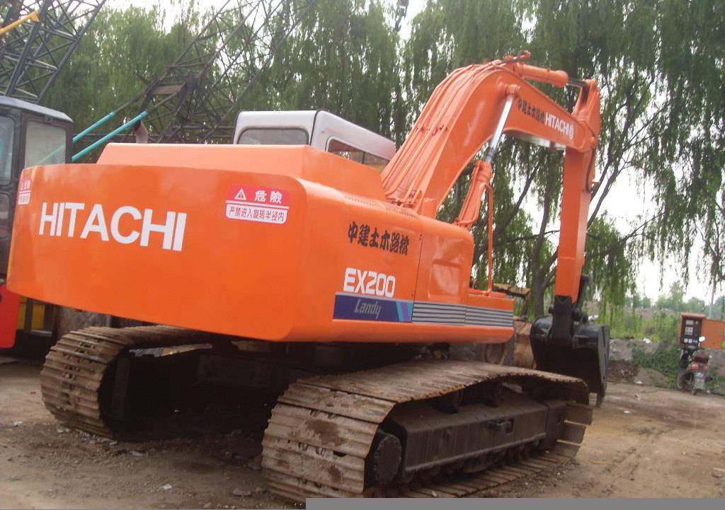 Hitachi EX200-1 - Гусеничный экскаватор: фото 1 Hitachi EX200-1 - Гусеничный экскаватор: фото 1