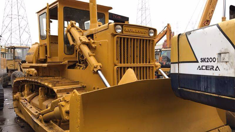 Komatsu D 85-18  - Бульдозер: фото 1