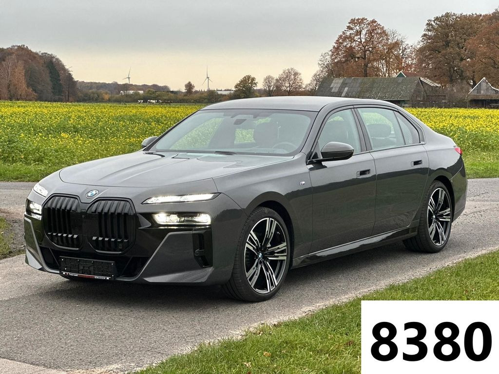 Легковой автомобиль BMW 740 Baureihe 7 Lim 740 d xDrive M Sport: фото 1