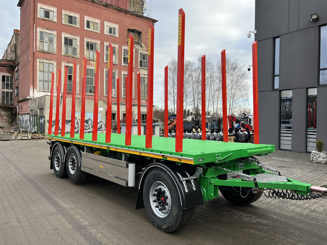 Hydrofast Przyczepa platforma 3 osiowa do przewozu drewna / 3-axle platform trailer for timber transport - Прицеп бортовой/ Платформа: фото 1