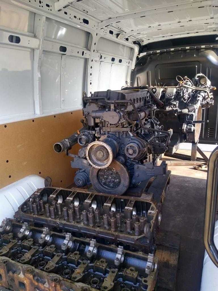 Silnik Iveco Cursor 13 CASE NEW HOLLAND CNH E5 EURO5 - Двигатель: фото 1