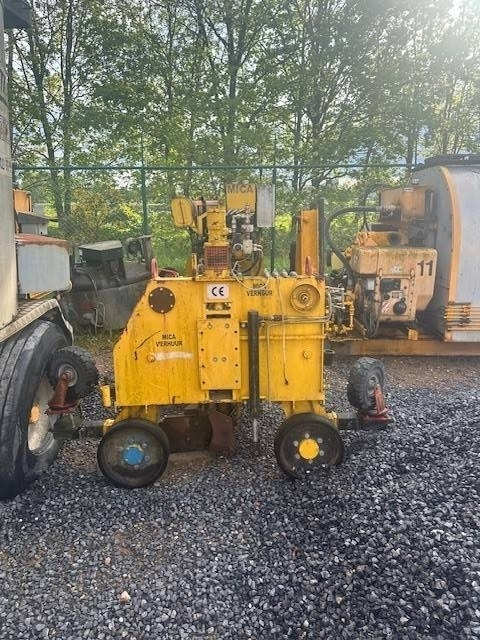 Linhoff MICA/HENNE/AGT  - Асфальтоукладчик: фото 1