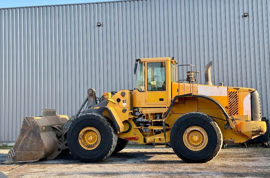 Volvo L 180 E - Колёсный погрузчик: фото 1 Volvo L 180 E - Колёсный погрузчик: фото 1