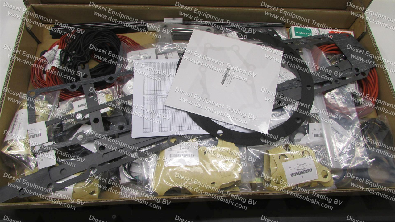 MITSUBISHI GASKET KIT; ENGINE S12R-PTAA2 (W/O SEALS) - Прокладка двигателя для Промышленного оборудования: фото 1 MITSUBISHI GASKET KIT; ENGINE S12R-PTAA2 (W/O SEALS) - Прокладка двигателя для Промышленного оборудования: фото 1