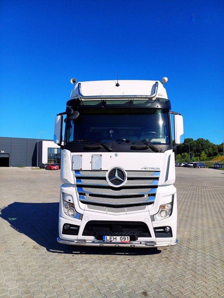 Тягач Mercedes-Benz Actros 2551: фото 1 Тягач Mercedes-Benz Actros 2551: фото 1