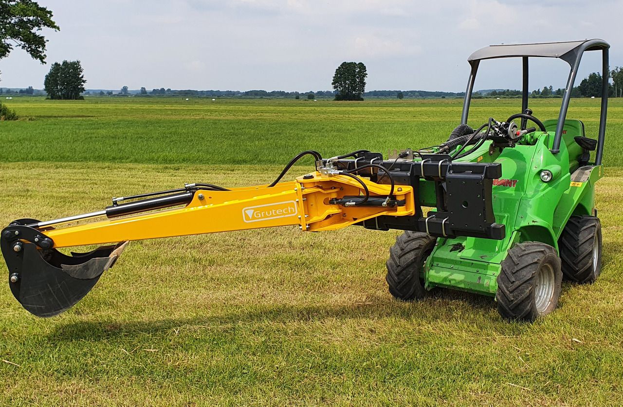 Grutech Ausleger / Digging arm / Bras de pelle / Brazo de excavación / Braccio di scavo / Przystawka kopiąca - Стрела для Погрузчиков: фото 1 Grutech Ausleger / Digging arm / Bras de pelle / Brazo de excavación / Braccio di scavo / Przystawka kopiąca - Стрела для Погрузчиков: фото 1