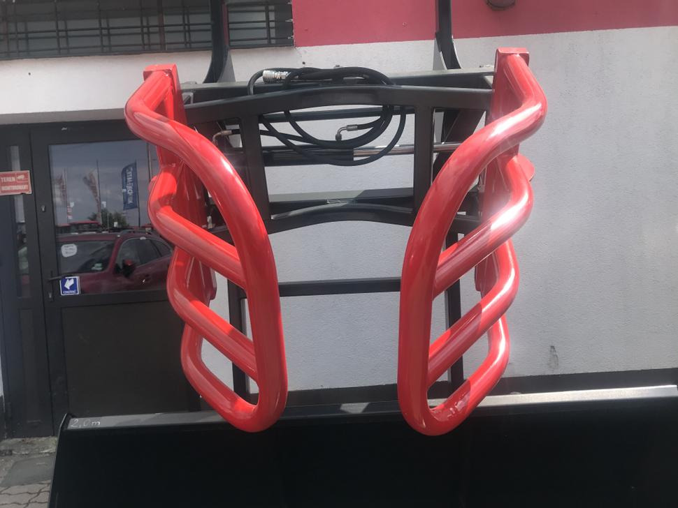 Lauderof Ballenzange / Bale grab / Pince à balles / Pinze per balle / Захват для рулонов / Chwytak do bel - Грейфер для Тракторов: фото 1