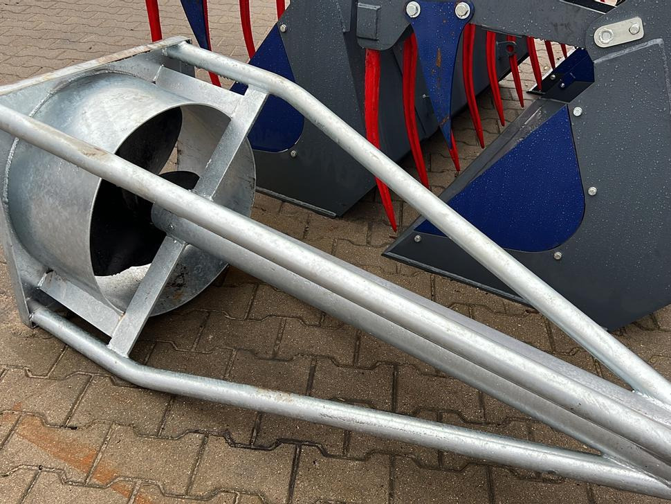 METAL-TECHNIK Güllermixer / Slurry agitator / Agitateur de lisier / Miscelatore / Смеситель жидкого удобрения / Mieszadło do gnojowicy 5,4 m - Техника для внесения удобрений: фото 1 METAL-TECHNIK Güllermixer / Slurry agitator / Agitateur de lisier / Miscelatore / Смеситель жидкого удобрения / Mieszadło do gnojowicy 5,4 m - Техника для внесения удобрений: фото 1