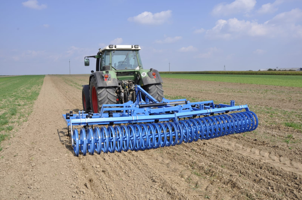 Namyslo Saatbettbereitung / Seedbed preparation / Combiné de préparation / Unidad de cultivo ecológico de poca profundidad /  Unità di coltivazione biologica a bassa profondità / Agregat do płytkiej uprawy 5 в лизинг Namyslo Saatbettbereitung / Seedbed preparation / Combiné de préparation / Unidad de cultivo ecológico de poca profundidad /  Unità di coltivazione biologica a bassa profondità / Agregat do płytkiej uprawy 5: фото 9