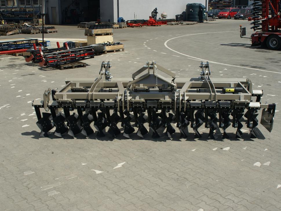 ROLEX Scheibenegge / Cross-Cutter harrow / Dechaumeur cross-cutter / Cross Cutter erpice / Борона с поперечным катком жёсткий/ Brona cross cutter sztywna 4 m - Дисковая борона: фото 4 ROLEX Scheibenegge / Cross-Cutter harrow / Dechaumeur cross-cutter / Cross Cutter erpice / Борона с поперечным катком жёсткий/ Brona cross cutter sztywna 4 m - Дисковая борона: фото 4