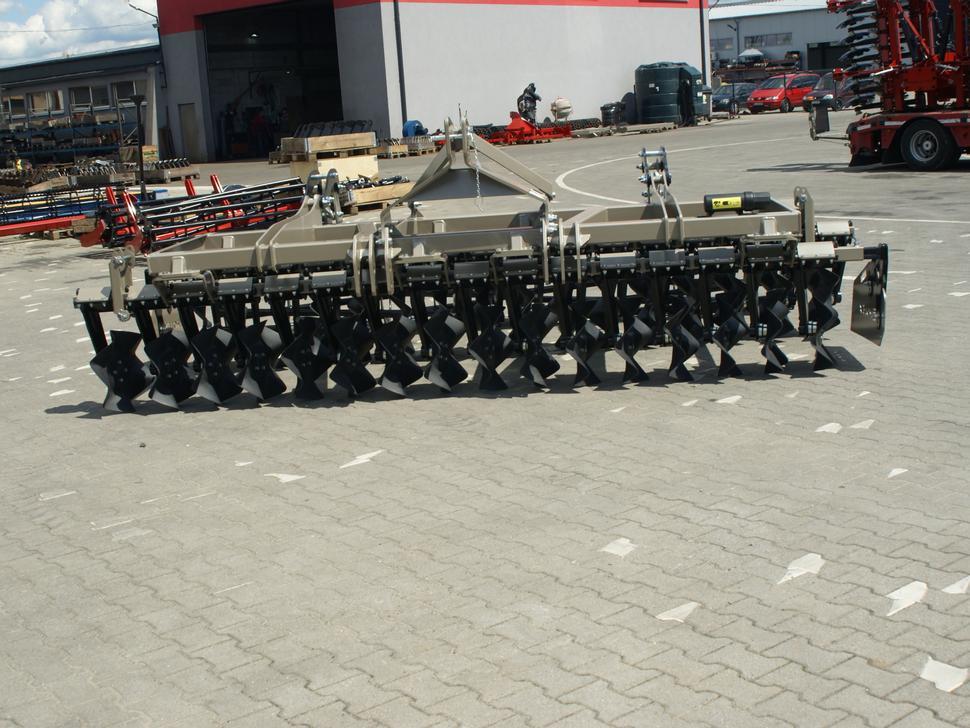 ROLEX Scheibenegge / Cross-Cutter harrow / Dechaumeur cross-cutter / Cross Cutter erpice / Борона с поперечным катком жёсткий/ Brona cross cutter sztywna 4 m - Дисковая борона: фото 3 ROLEX Scheibenegge / Cross-Cutter harrow / Dechaumeur cross-cutter / Cross Cutter erpice / Борона с поперечным катком жёсткий/ Brona cross cutter sztywna 4 m - Дисковая борона: фото 3