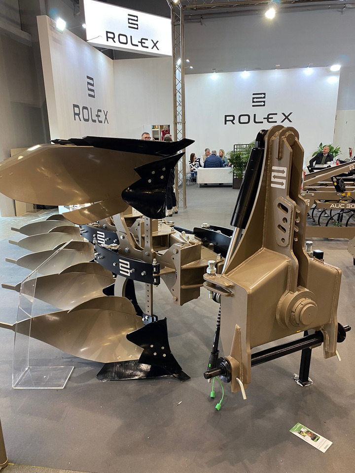 ROLEX Volldrehpflug / Rotary plough / Charrue réversible / Aratro reversibile / Оборотный плуг / Pług obrotowy 3+1 - Плуг: фото 4 ROLEX Volldrehpflug / Rotary plough / Charrue réversible / Aratro reversibile / Оборотный плуг / Pług obrotowy 3+1 - Плуг: фото 4
