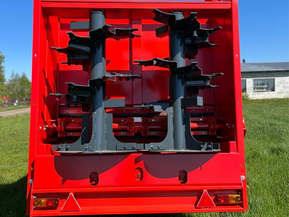 Roltrans Miststreuer / Manure spreader / Épandeur à fumier / Spandiletame / Разбрасыватель органических удобрений / Rozrzutnik obornika N250/32 JAMNIK 8 t в лизинг Roltrans Miststreuer / Manure spreader / Épandeur à fumier / Spandiletame / Разбрасыватель органических удобрений / Rozrzutnik obornika N250/32 JAMNIK 8 t: фото 7