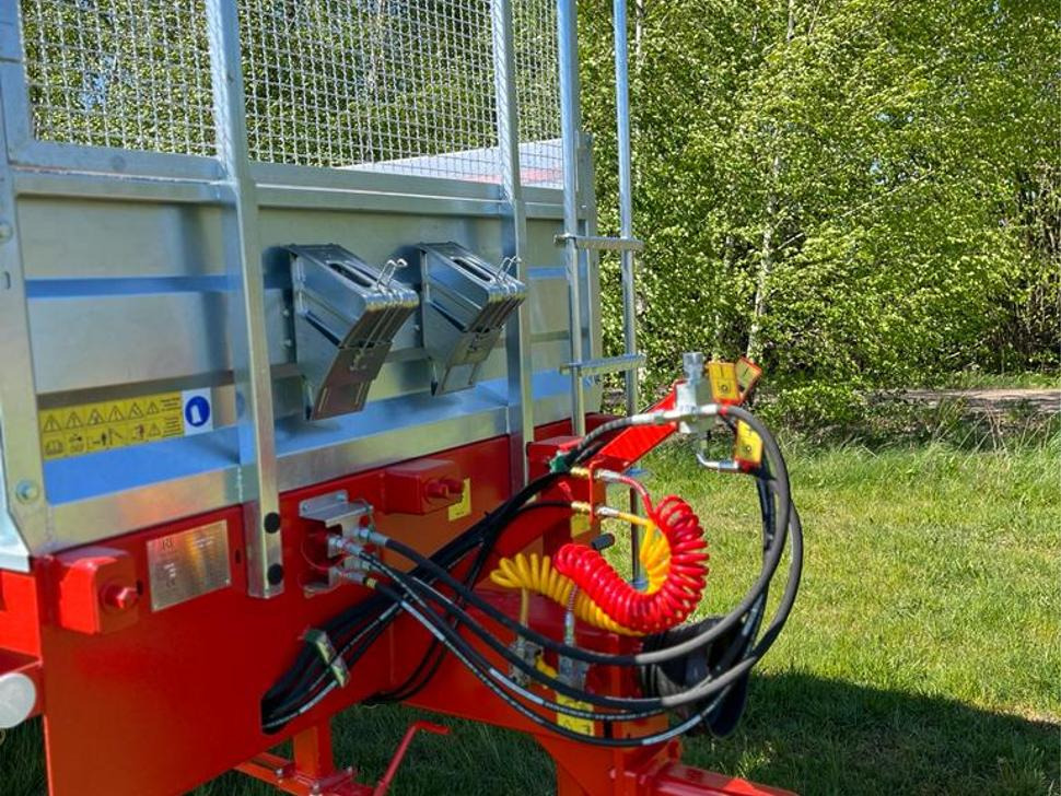 Roltrans Miststreuer / Manure spreader / Épandeur à fumier / Spandiletame / Разбрасыватель органических удобрений / Rozrzutnik obornika N250/32 JAMNIK 8 t в лизинг Roltrans Miststreuer / Manure spreader / Épandeur à fumier / Spandiletame / Разбрасыватель органических удобрений / Rozrzutnik obornika N250/32 JAMNIK 8 t: фото 9