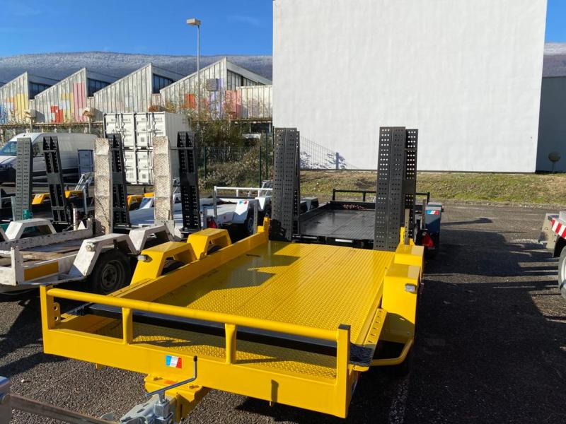 Moiroud ECO350 2 ESSIEUX 3T5 NEUVE JAUNE - Прицеп для спецтехники: фото 1 Moiroud ECO350 2 ESSIEUX 3T5 NEUVE JAUNE - Прицеп для спецтехники: фото 1