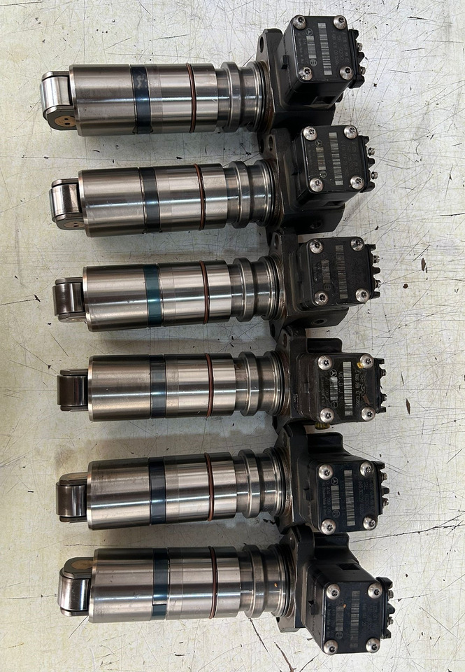 BOSCH A0280748902-FUEL INJECTION PUMP-USED-LIKE NEW - Двигатель и запчасти для Грузовиков: фото 1 BOSCH A0280748902-FUEL INJECTION PUMP-USED-LIKE NEW - Двигатель и запчасти для Грузовиков: фото 1