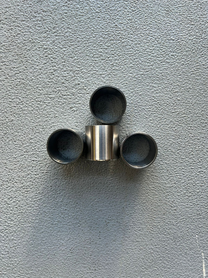 MAN KAT 1-8X8-6X6-4X4-BUSHING SET-OFF-ROAD TRUCK - Запчасти: фото 1 MAN KAT 1-8X8-6X6-4X4-BUSHING SET-OFF-ROAD TRUCK - Запчасти: фото 1