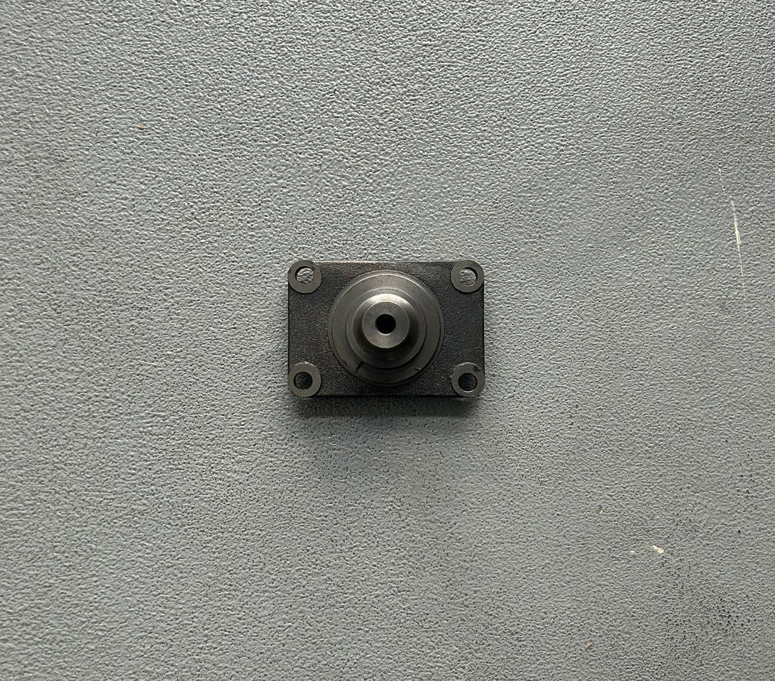 MAN KAT 1-8X8-6X6-4X4-V-ROD BUSHING-OFF-ROAD TRUCK - Запчасти: фото 1 MAN KAT 1-8X8-6X6-4X4-V-ROD BUSHING-OFF-ROAD TRUCK - Запчасти: фото 1