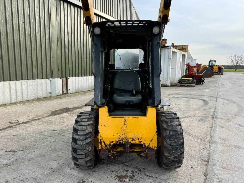 Gehl R 135 Skid Steer  в лизинг Gehl R 135 Skid Steer: фото 8