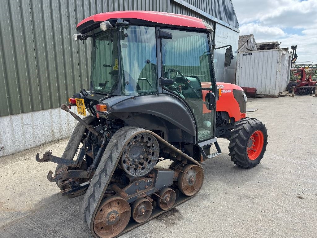 Kubota M8540 Narrow Half Track - Трактор: фото 4 Kubota M8540 Narrow Half Track - Трактор: фото 4
