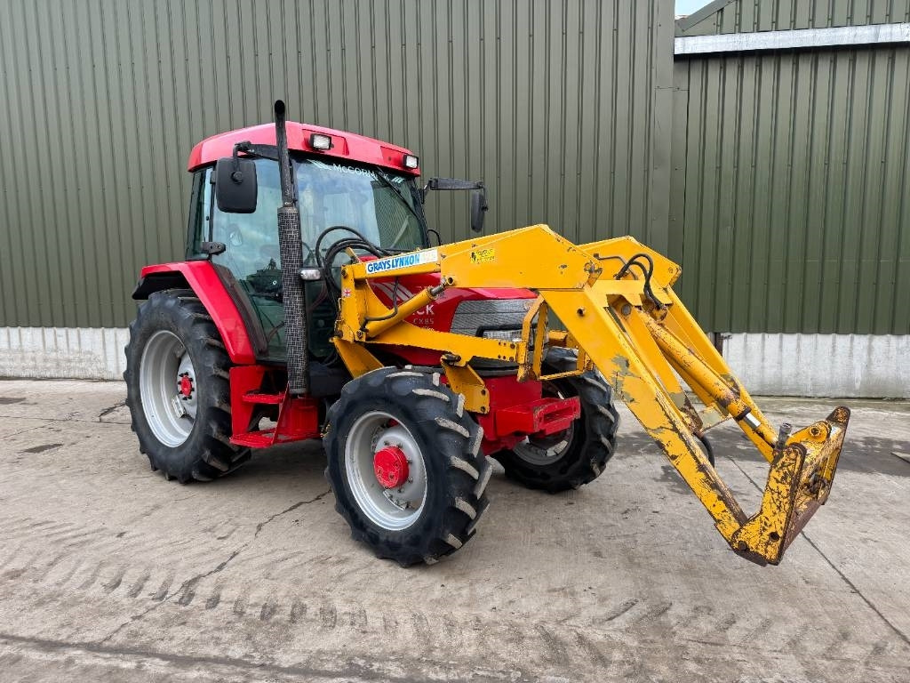 McCormick CX 80 c/w Grays Loader - Трактор: фото 1 McCormick CX 80 c/w Grays Loader - Трактор: фото 1