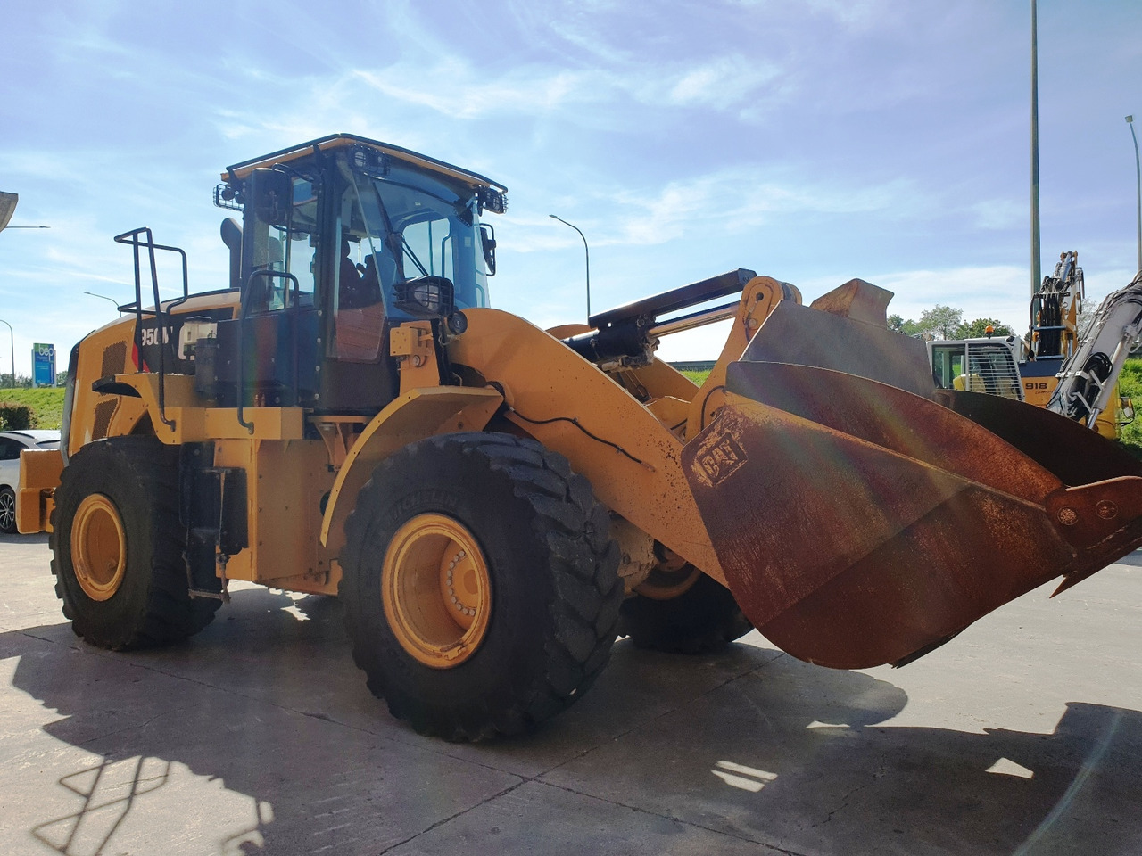 CATERPILLAR 950M - Фронтальный погрузчик: фото 1
