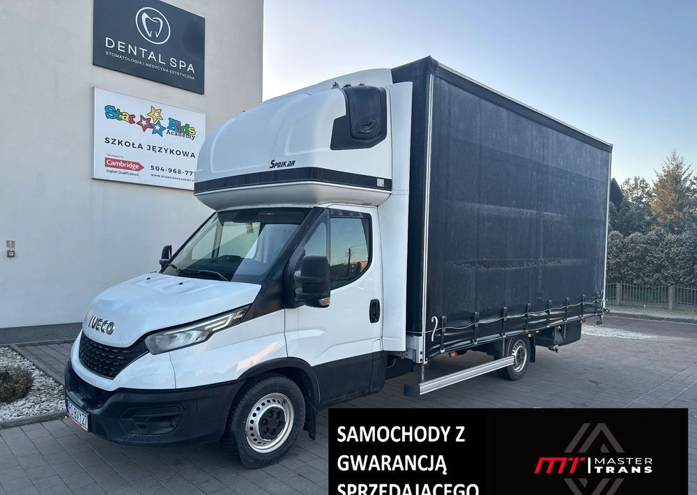 Тентованный фургон Iveco Daily: фото 1
