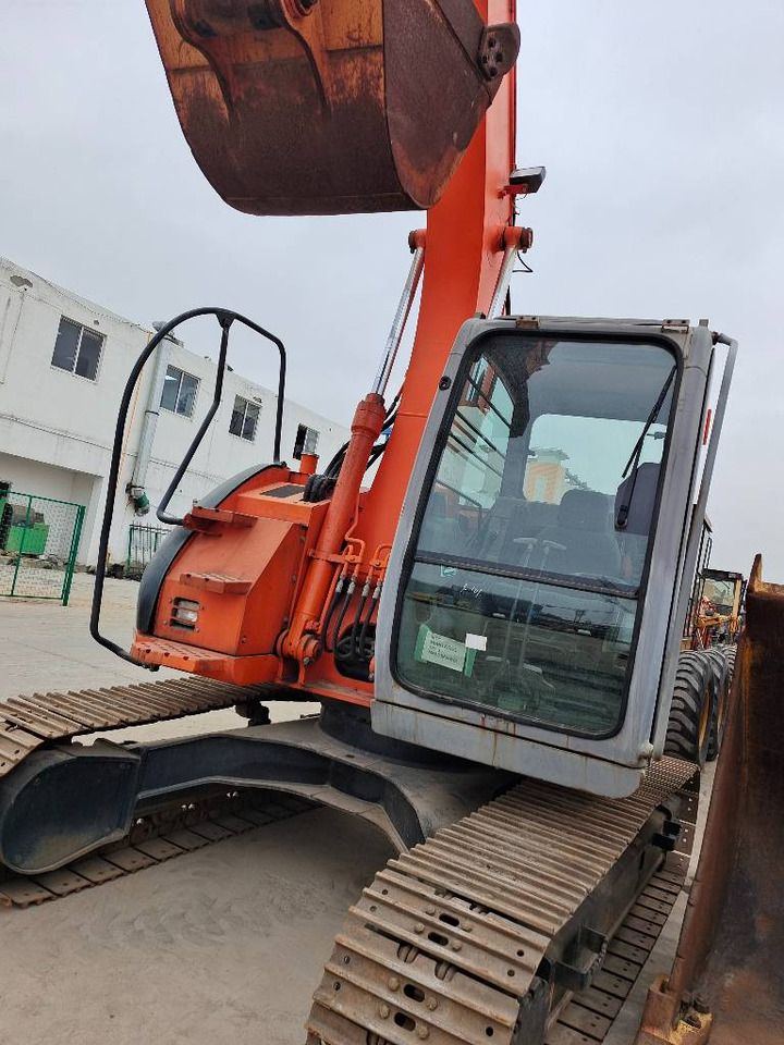 Hitachi ZX 135 US - Гусеничный экскаватор: фото 1 Hitachi ZX 135 US - Гусеничный экскаватор: фото 1