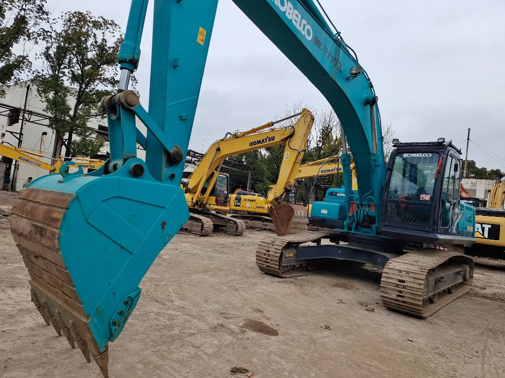 Kobelco SK 260 LC - Гусеничный экскаватор: фото 3 Kobelco SK 260 LC - Гусеничный экскаватор: фото 3