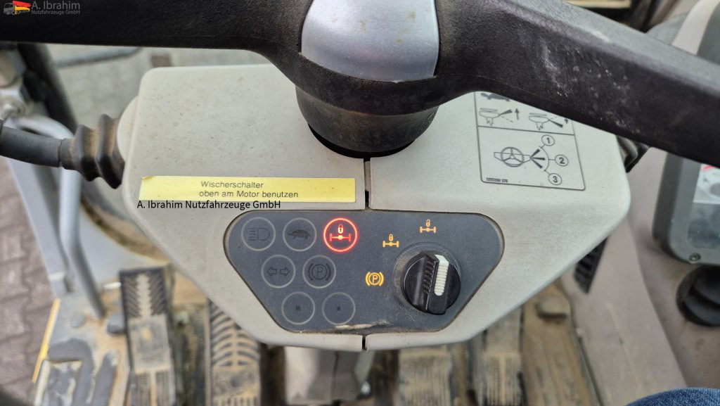 New Holland MH 2.6 Zustand gut, deutsche Maschine incl. Greifer und Dreservo в лизинг New Holland MH 2.6 Zustand gut, deutsche Maschine incl. Greifer und Dreservo: фото 14