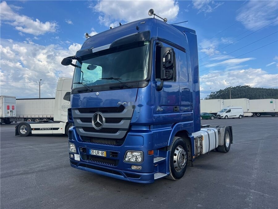 Mercedes-Benz Actros 1841 - Тягач: фото 1 Mercedes-Benz Actros 1841 - Тягач: фото 1