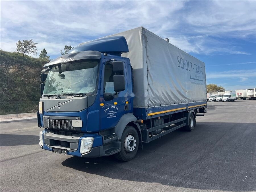 Volvo FL - Тентованный грузовик: фото 1 Volvo FL - Тентованный грузовик: фото 1