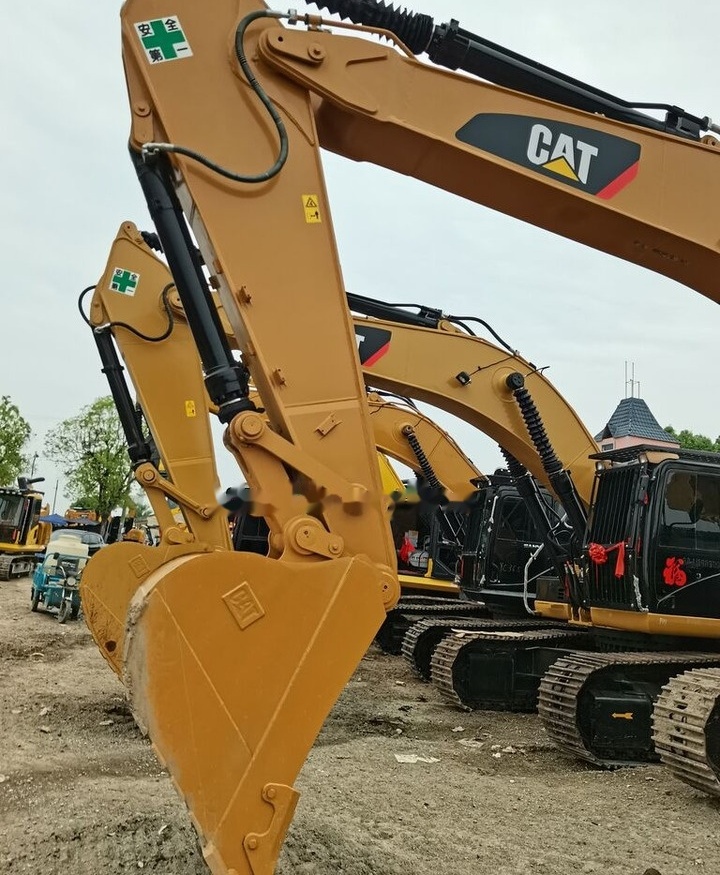 Caterpillar 330D - Гусеничный экскаватор: фото 1 Caterpillar 330D - Гусеничный экскаватор: фото 1