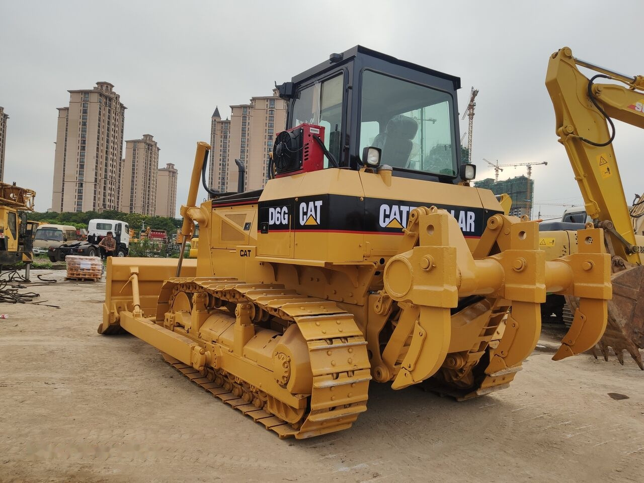 Caterpillar D6G - Бульдозер: фото 1 Caterpillar D6G - Бульдозер: фото 1