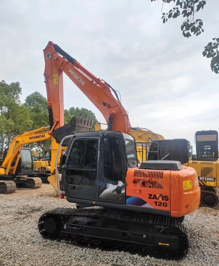 Hitachi ZX120 - Гусеничный экскаватор: фото 3 Hitachi ZX120 - Гусеничный экскаватор: фото 3