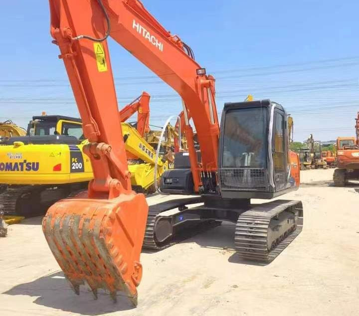 Hitachi ZX120 - Гусеничный экскаватор: фото 1