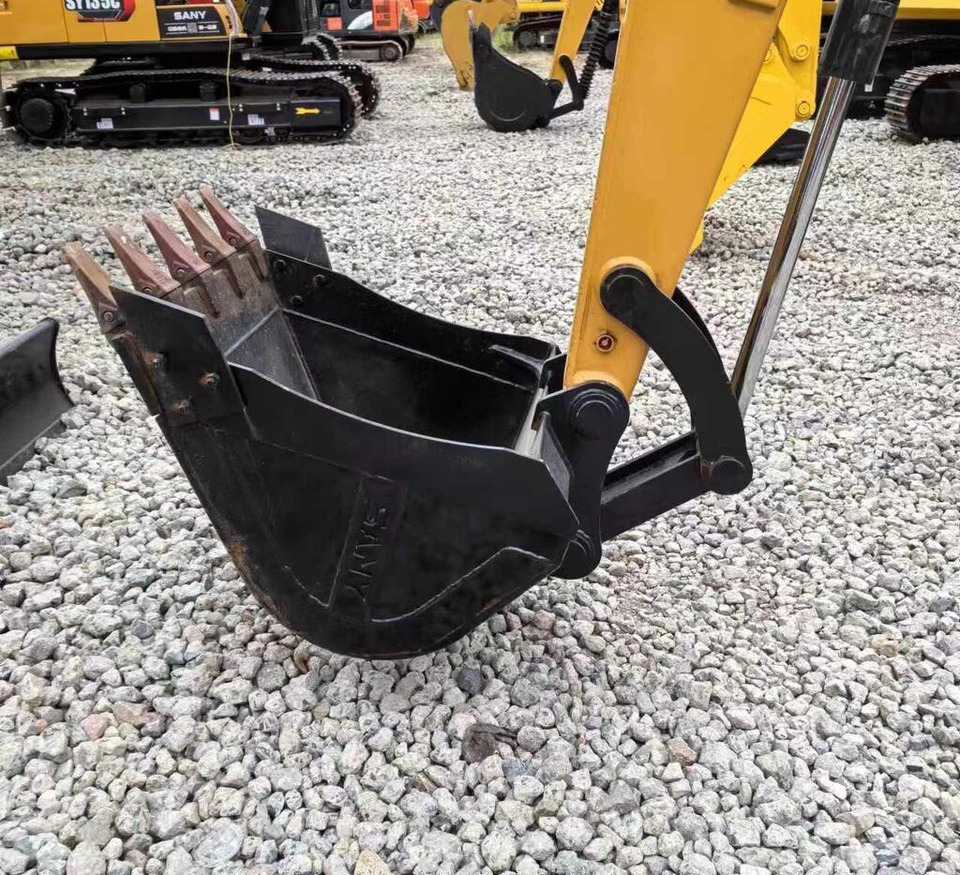 Sany SY75C - Гусеничный экскаватор: фото 1