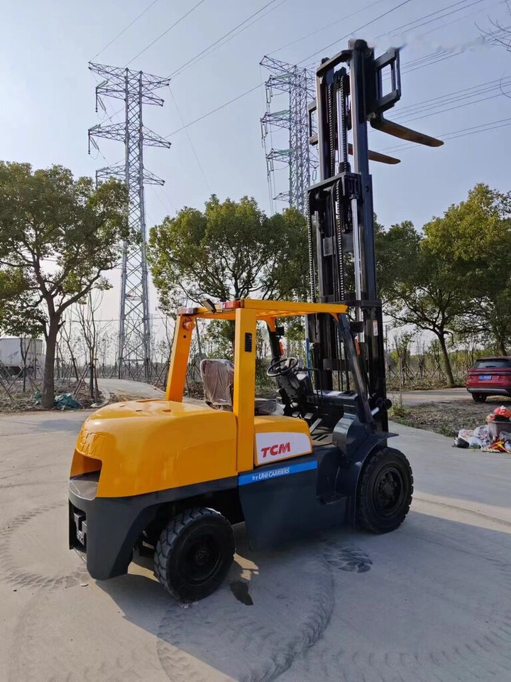 TCM FD50 - Дизельный погрузчик: фото 1 TCM FD50 - Дизельный погрузчик: фото 1