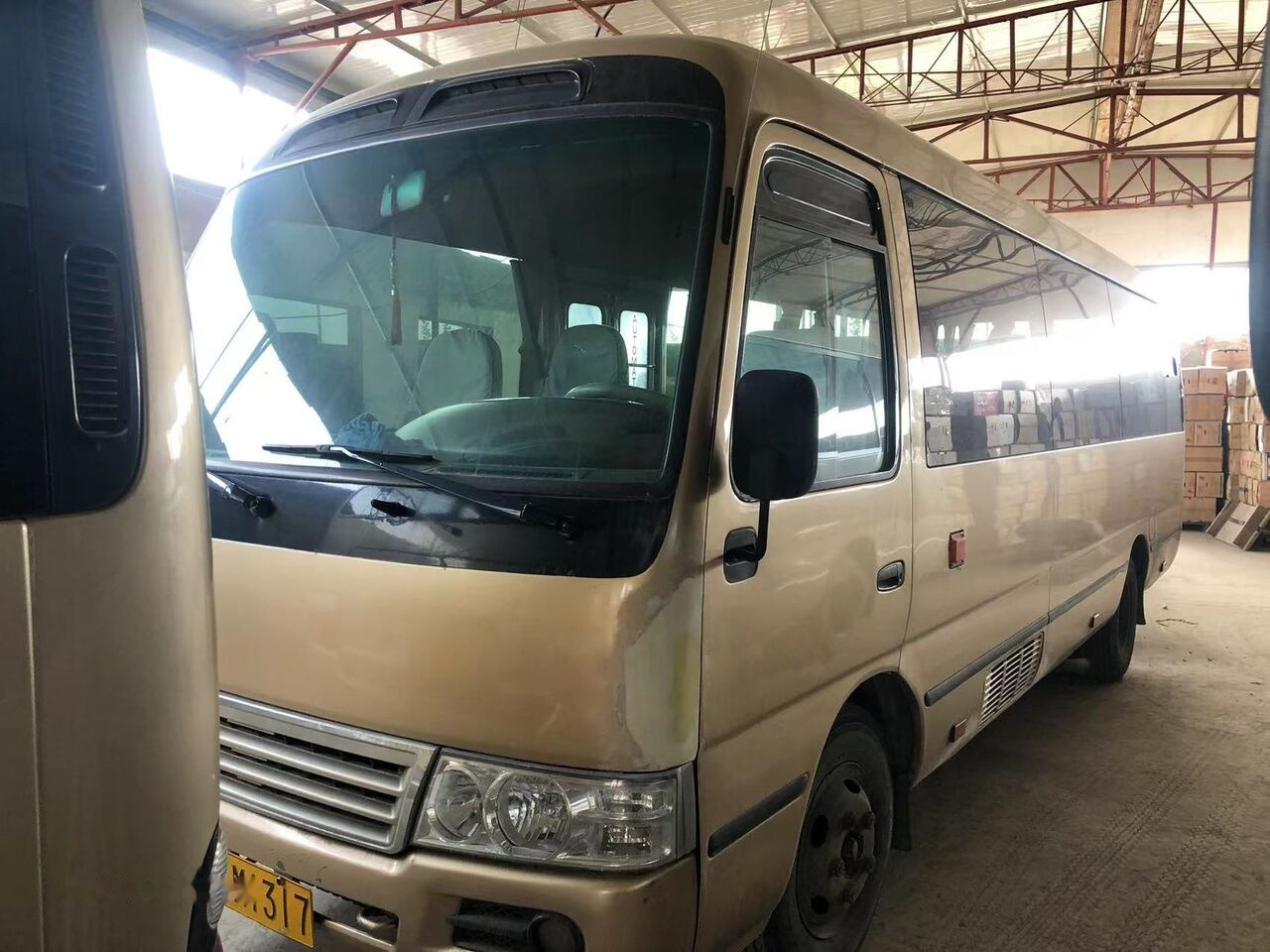 Toyota Coaster - Городской автобус: фото 4 Toyota Coaster - Городской автобус: фото 4